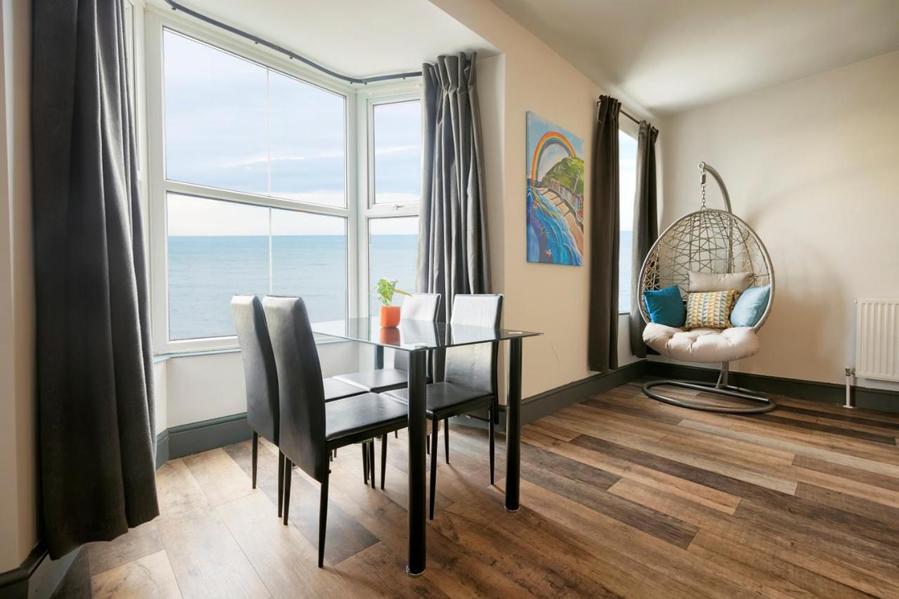 Seafront Apartment With Balcony, Parking And Sea Views アベリストウィス エクステリア 写真