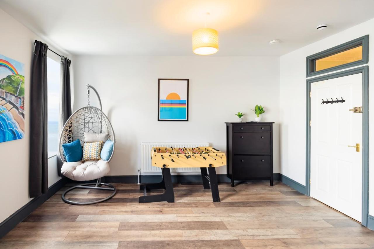 Seafront Apartment With Balcony, Parking And Sea Views アベリストウィス エクステリア 写真
